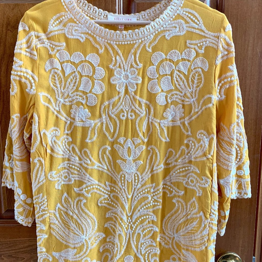 Solitaire long sleeve tunic mustard color size M